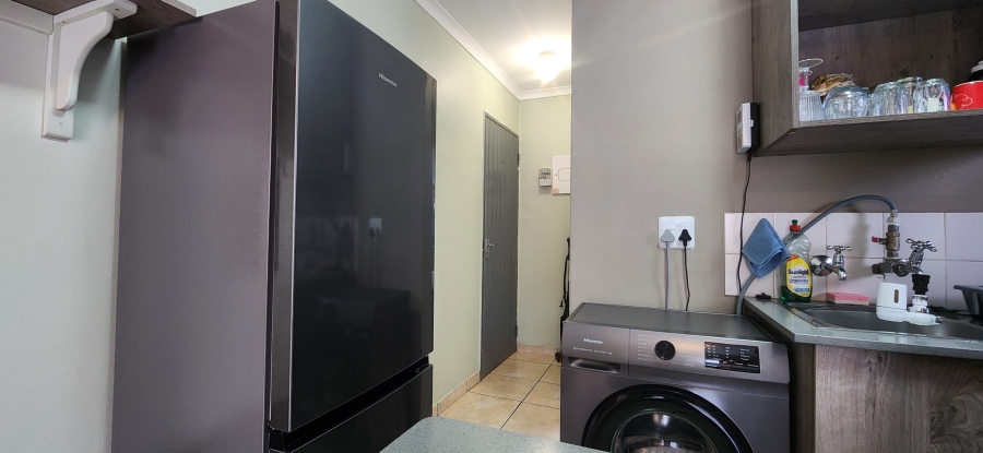 0 Bedroom Property for Sale in Kannoniers Park North West